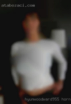 HyunWoodward955 horny housewives profiles
