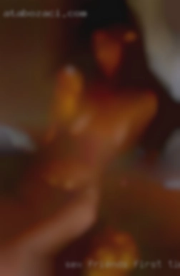 sex friends first time lesbian encounters